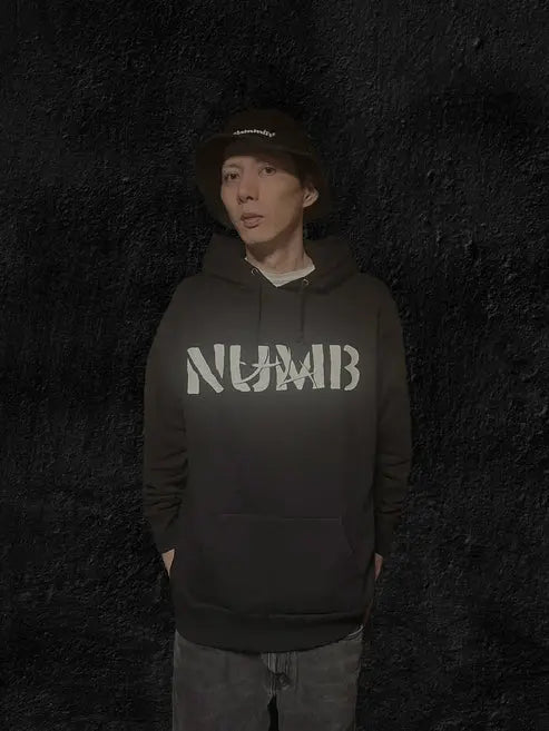 "忍者" PULL - OVER HOODIE - NUMB STORE